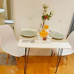 Apartment In Bairro Alto!